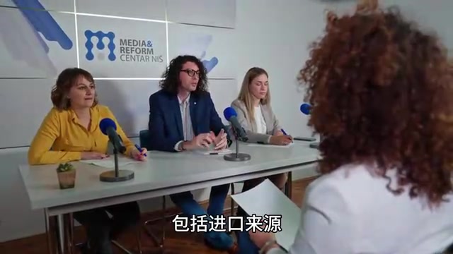 OpenAI降价20%与Robotaxi获批8000台:AI商业化关键转折