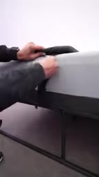 The Pod 6 snaps directly onto the mattress