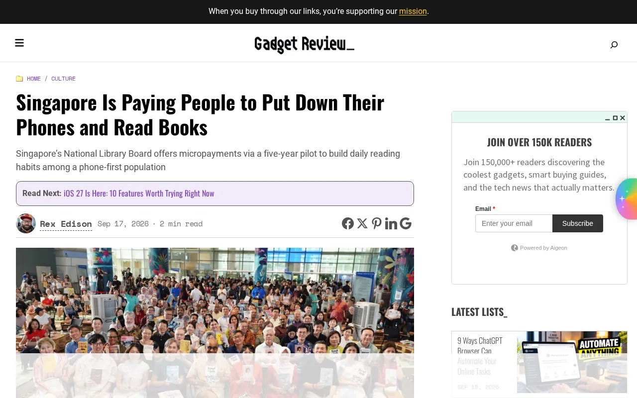 Singapore's National Library Is Paying People to Put Down Their Phones and Read